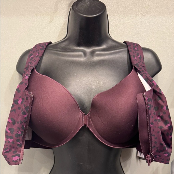 Victoria's Secret Purple Leopard Sports Bra 38DDD NWT - Picture 2 of 6